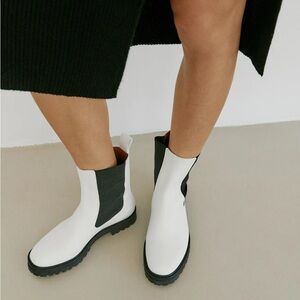 NEW Reformation Katerina Lug Sole Chelsea Black & White Ankle Boots NWT BNIB